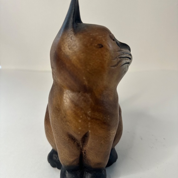 “Cat” Wooden Sculpture - Picture 3 of 3